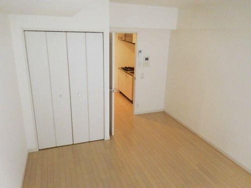 兵庫県尼崎市南塚口町2丁目(マンション)の賃貸物件の居間