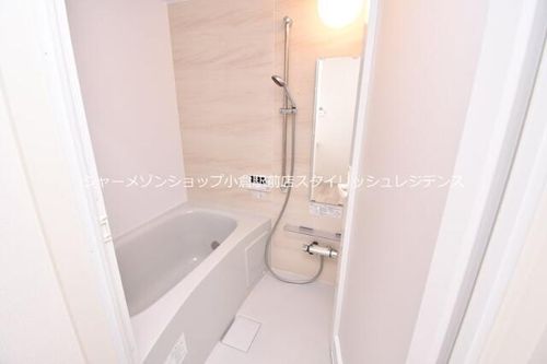 YOURMAISON萩崎の風呂