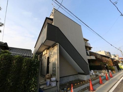 アラブランシュ中村の外観