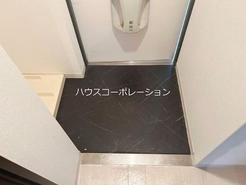 シエテ南塚口の玄関