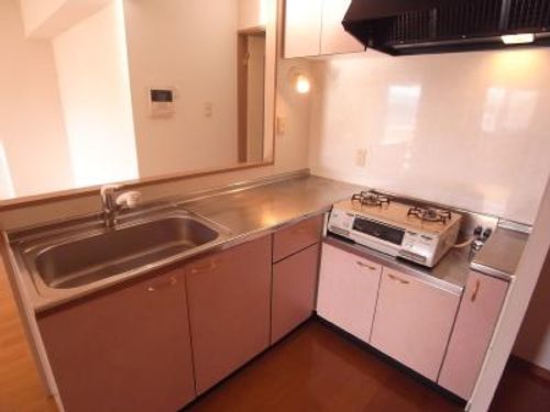 福岡県北九州市小倉南区南方5丁目(マンション)の賃貸物件のキッチン