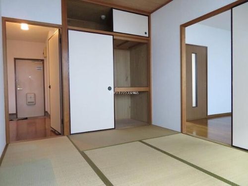 アクセル三河安城401の内装