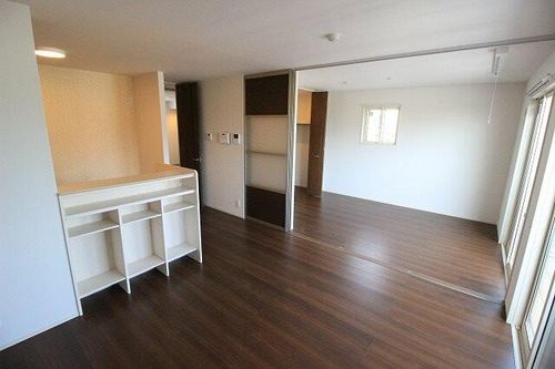 フェアプラッツ参番館206の居間