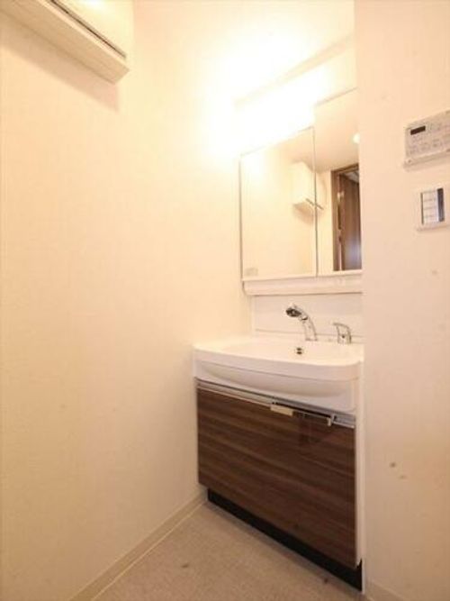 プレサンス丸の内リラティの内装