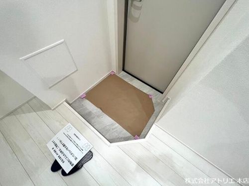フジパレス高井田Ⅲ番館の玄関