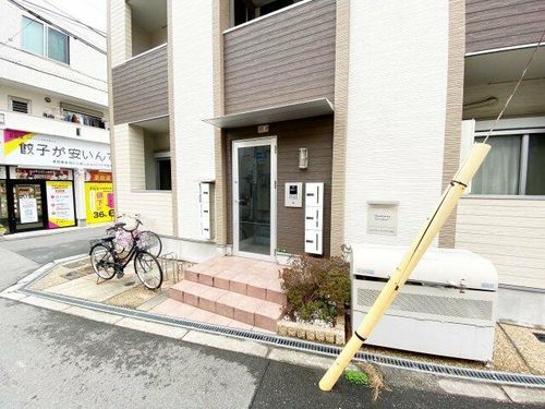 コンフォートハウスMioの玄関