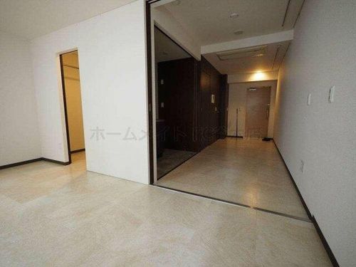アーバンフラッツ瓦町の居間