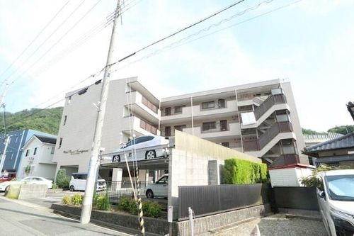 ウエストコートTANIGAMIの外観