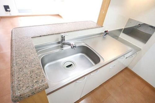 ラッフィナート・カーサ弐番館のキッチン