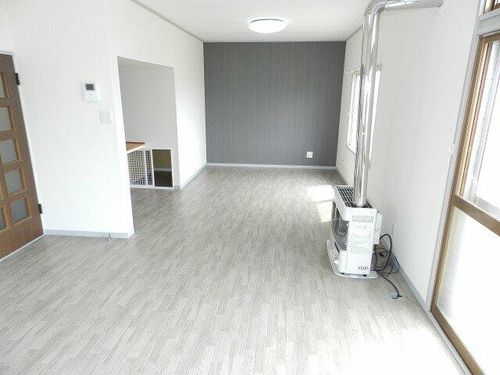 北海道室蘭市白鳥台1丁目(一戸建)の賃貸物件の居間