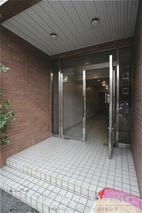 福岡県北九州市八幡西区青山2丁目(マンション)の賃貸物件の玄関