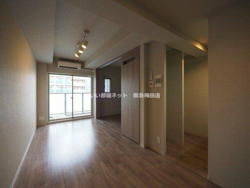 ミラージュパレス都島本通の居間