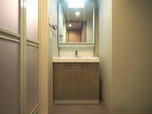 ミラージュパレス都島本通の玄関