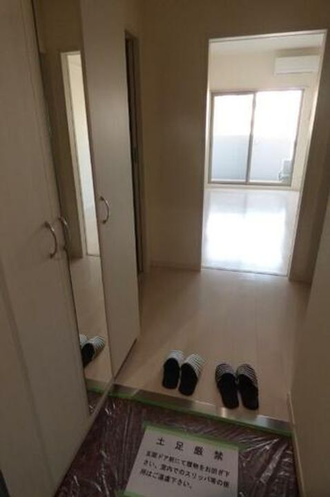 福岡県北九州市小倉北区馬借2丁目(マンション)の賃貸物件の玄関