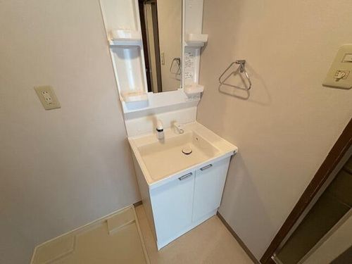 サンエービル301の内装