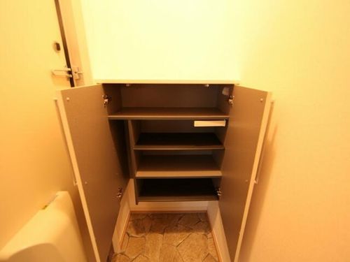 レクニルドの玄関