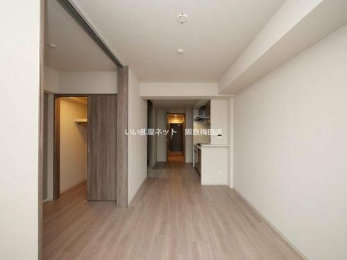 リビオメゾン新大阪の居間