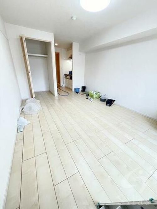 大阪府堺市堺区北三国ヶ丘町4丁(マンション)の賃貸物件の居間