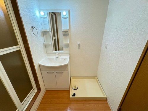 清川六番館の内装