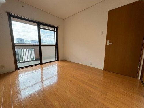 清川六番館の内装