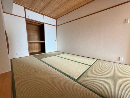 清川六番館の内装