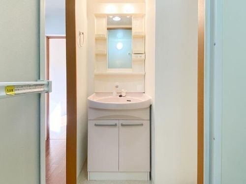 ブライト45108の内装