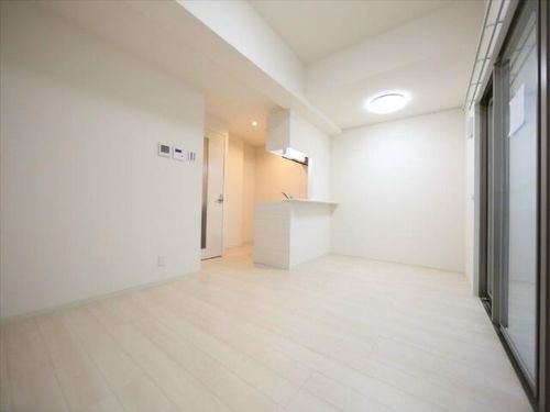 Naviglio Palazzo(ナヴィリオパラッツォ)の居間