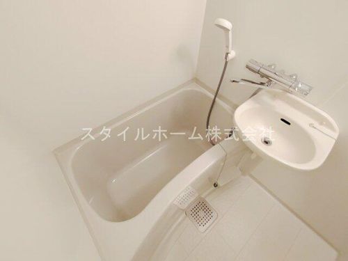 LaTorcheⅠ(ラトルシェ)203の風呂