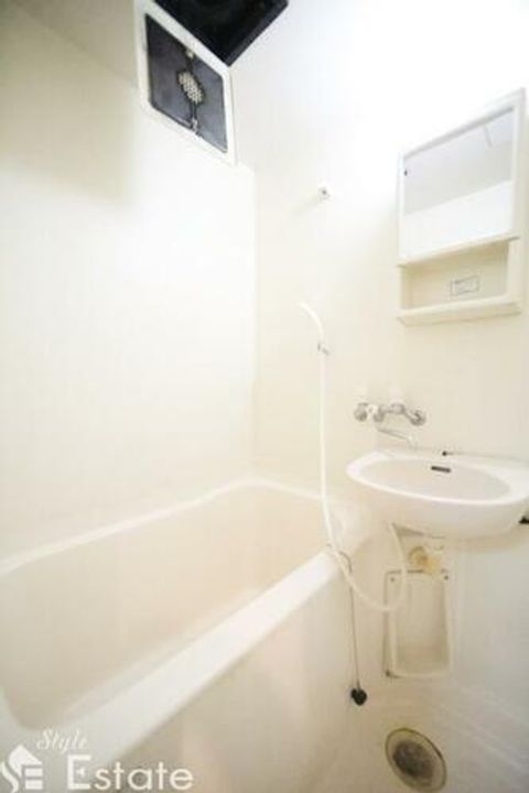 KATE’S HOUSEの風呂