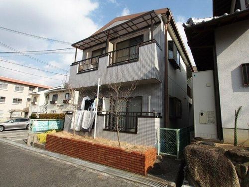 ロアール尾崎の外観
