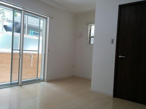 ブリリオ大阪BAY205の居間