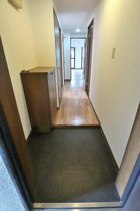 エクシング青山の玄関