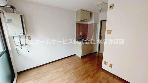 コーポラス我孫子400の居間