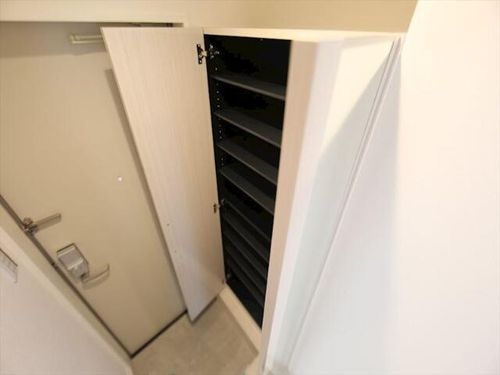 ハーモニーテラス高畑の玄関