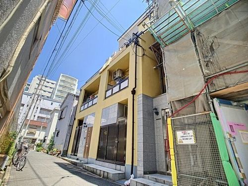 花隈岩崎マンション101の外観