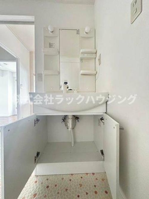 ハイメゾン岩田の内装