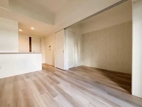 セレニテ新大阪グランデ シュッドの内装