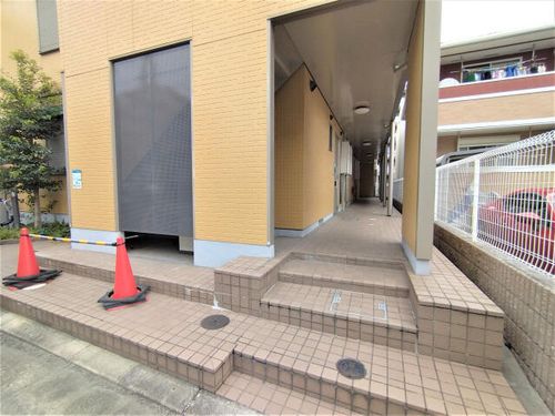 シャーメゾンわかばの玄関