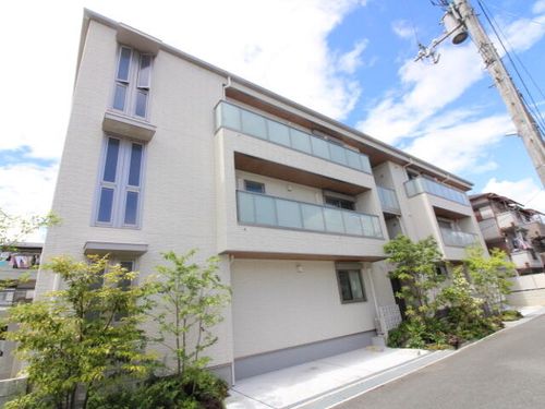 シャーメゾン ラッフィナートの外観