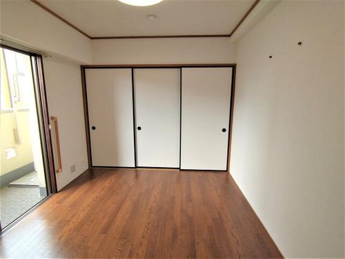 ルーエハイム千里丘の内装