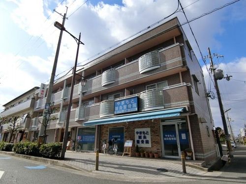 ローズビルウチダの外観