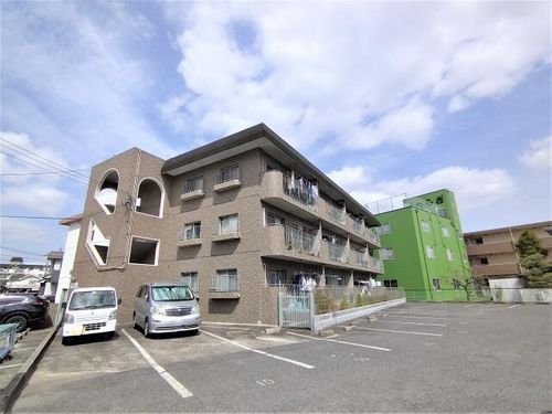 ハイツ山田の外観