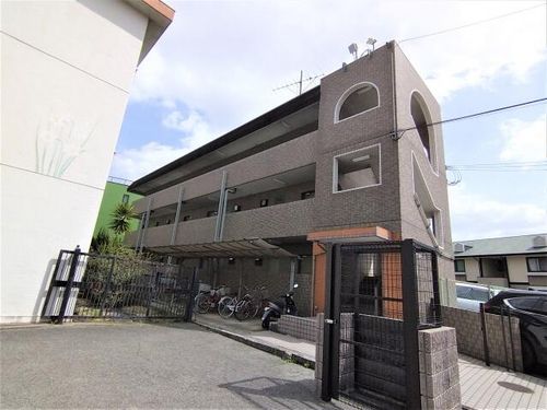 ハイツ山田の外観