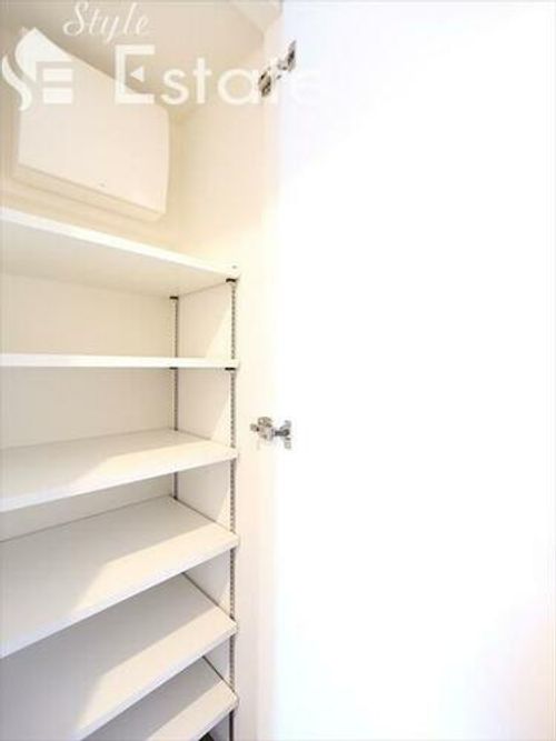 シーズンフラッツ千種の内装