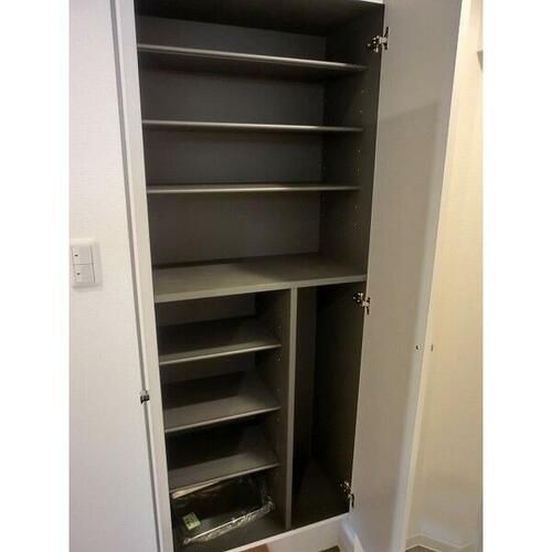 Orden穂波0202の玄関