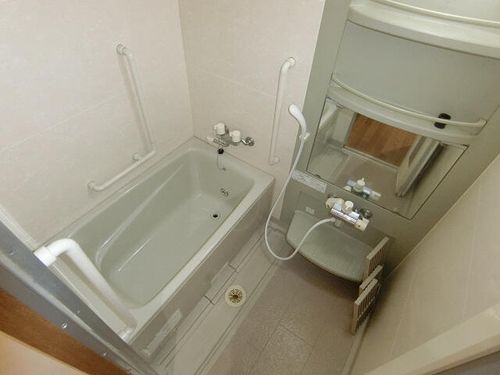 ルーエハイム千里丘の風呂