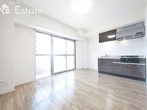 愛知県名古屋市中区千代田3丁目(マンション)の賃貸物件202の居間