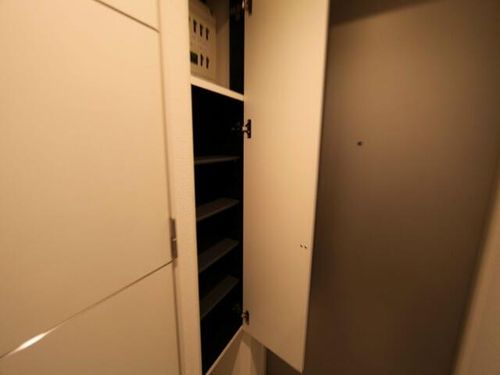 リエス鶴舞EAST TOWERの玄関