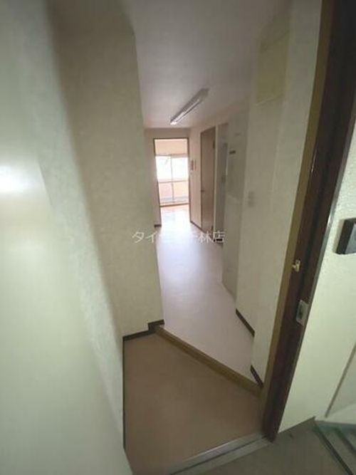 大阪府大阪市旭区森小路1丁目(マンション)の賃貸物件の玄関