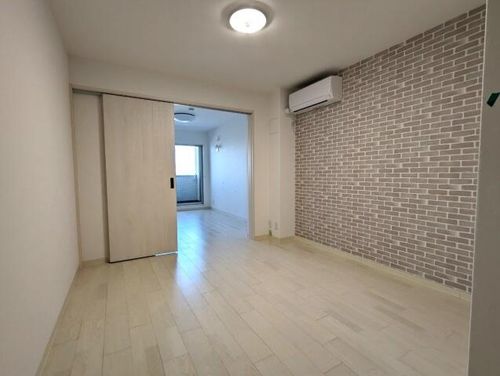 クリエオーレ庄屋Ⅱの居間